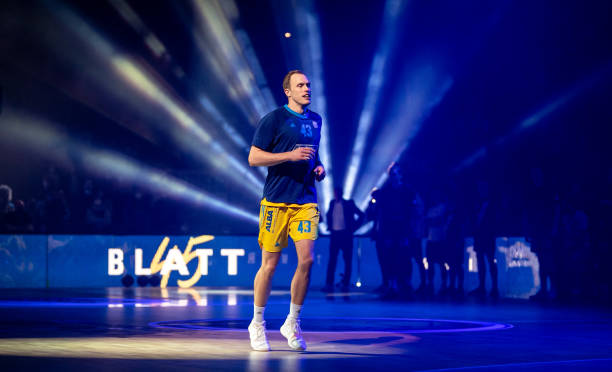 大连的足球 大连的足球