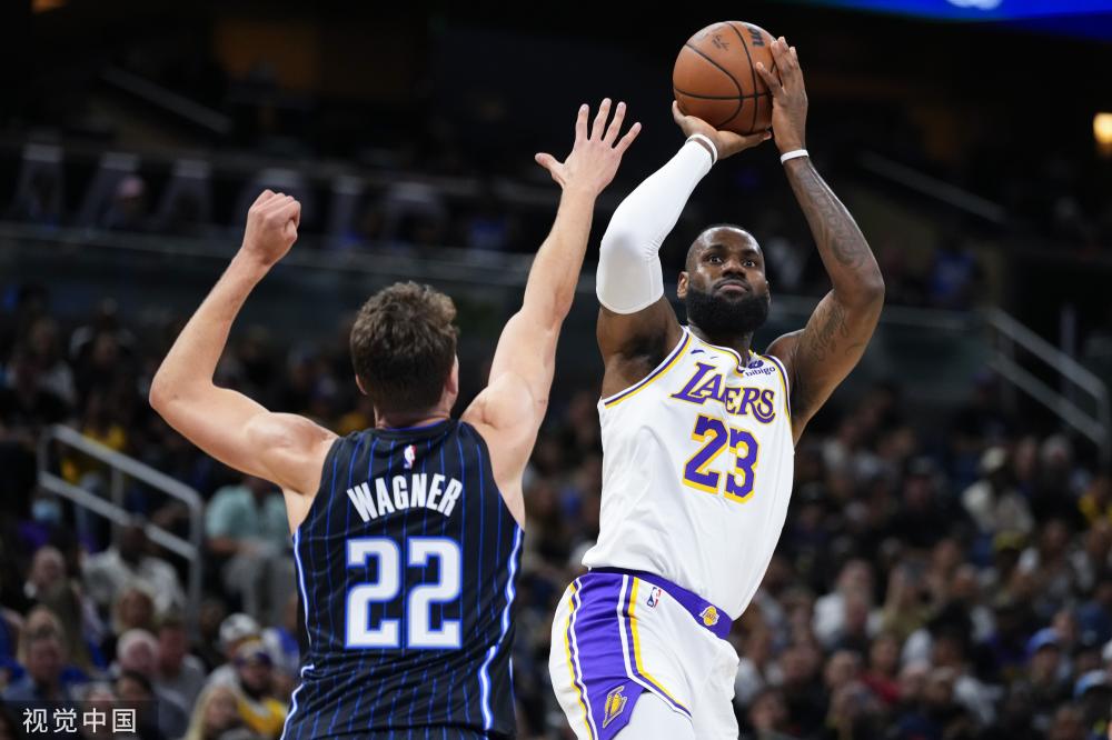 紧追不舍 紧追不舍